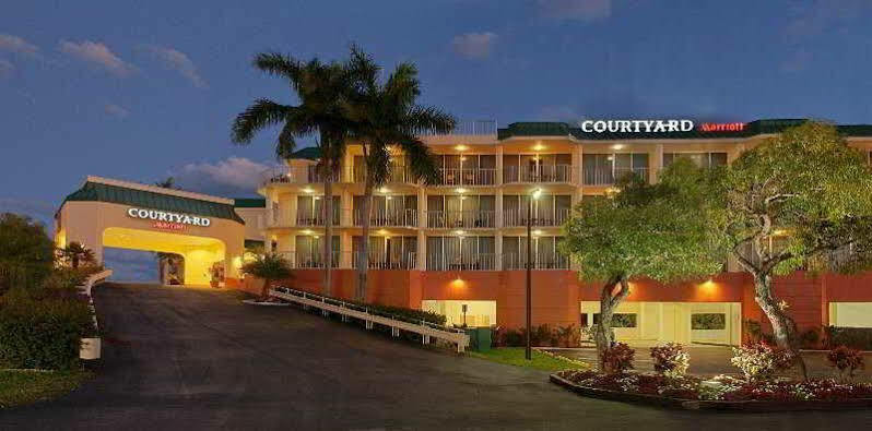 Hotel Courtyard By Marriott Cayo Largo Exterior foto